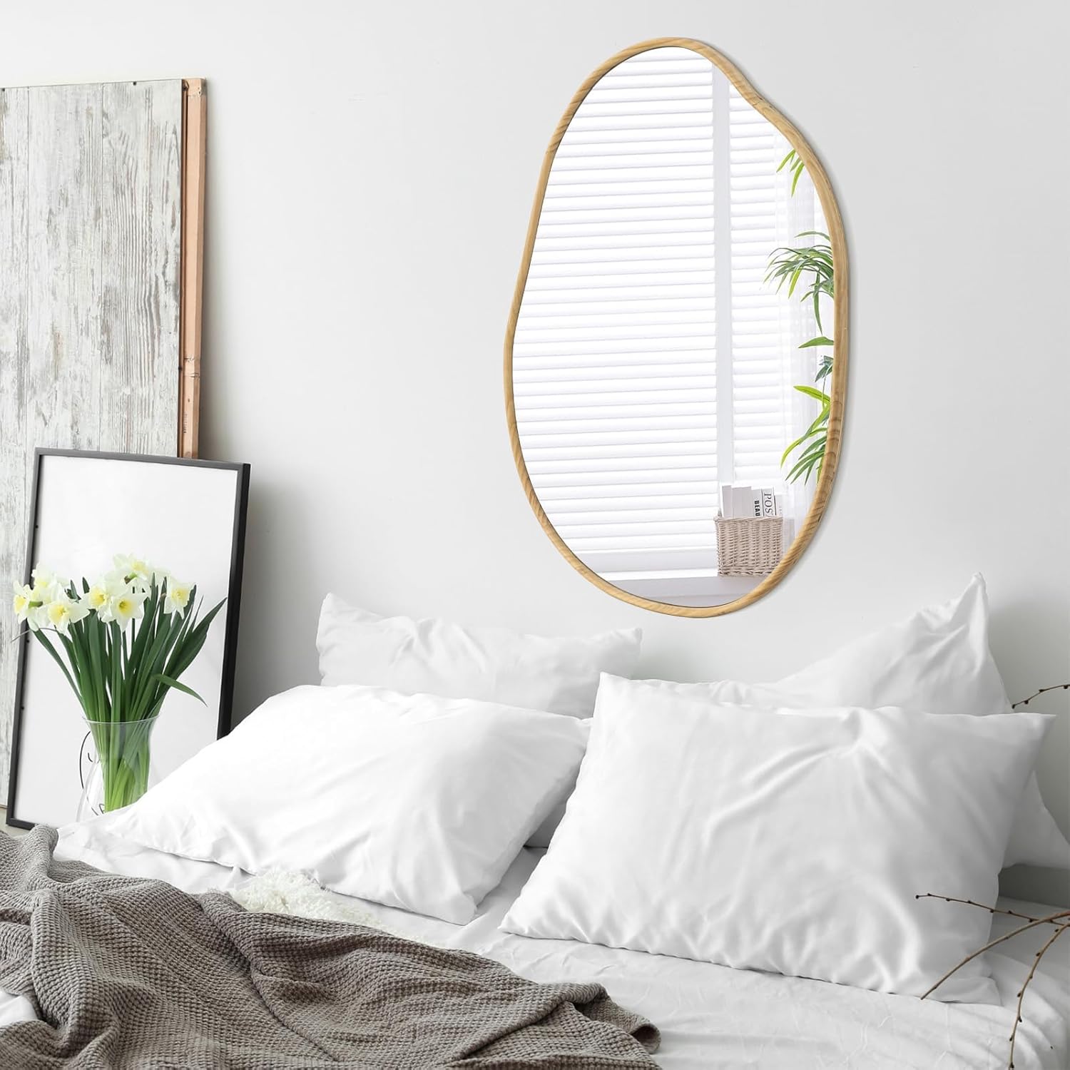 ULIKE Irregular Wall Mirror